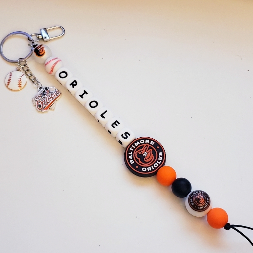 Handmade Glow in Dark Baltimore Orioles Beaded Silicone Focal Bead Keychain - Picture 2 of 10